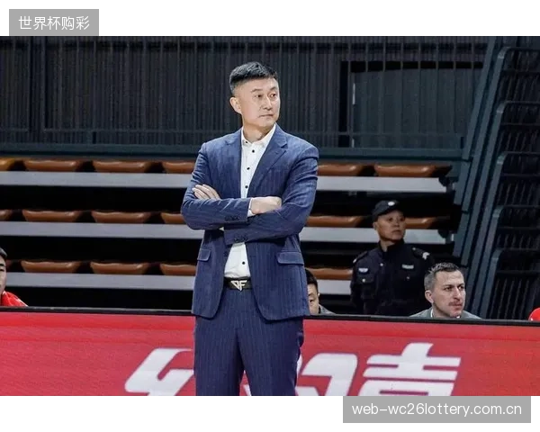 杜锋与许利民等冠军教头的战术博弈，是CBA季后赛历史的重要组成部分。